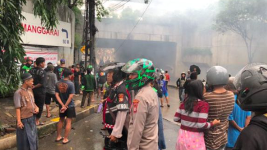 tawuran-lagi-lagi-terjadi-di-daerah-kolong-manggarai