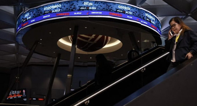 IHSG Anjlok Picu Panic Selling di Bursa Jakarta